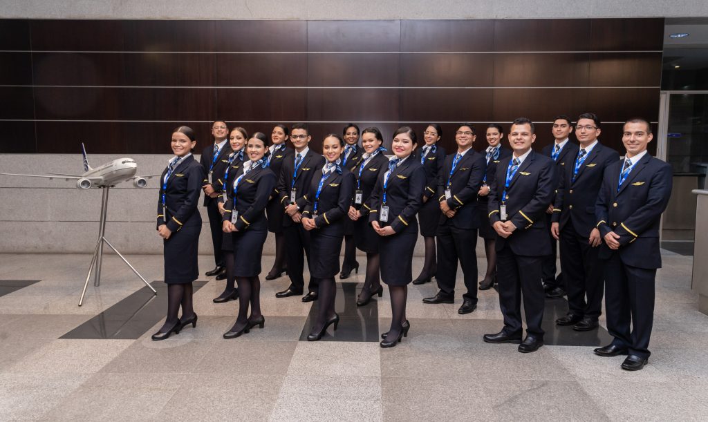 Copa Airlines fortalece la formación y contribuye a la generación de empleo para talento panameño con su academia