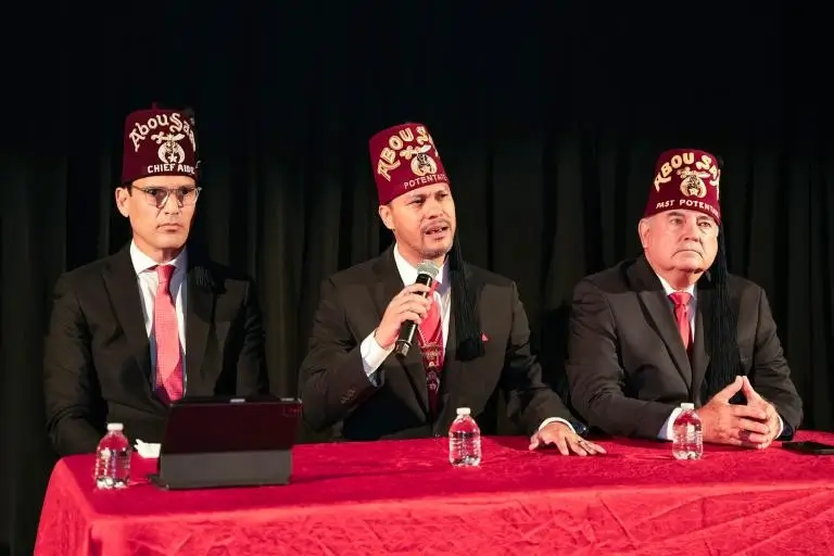 Abou Saad Shriners agradece a los medios por su presencia en la Conferencia de Prensa del lanzamiento de su Campaña de Recaudación